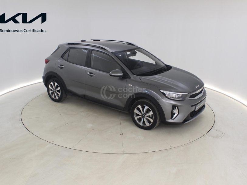 Foto del KIA Stonic 1.0 T-GDi MHEV iMT Concept Plus 100