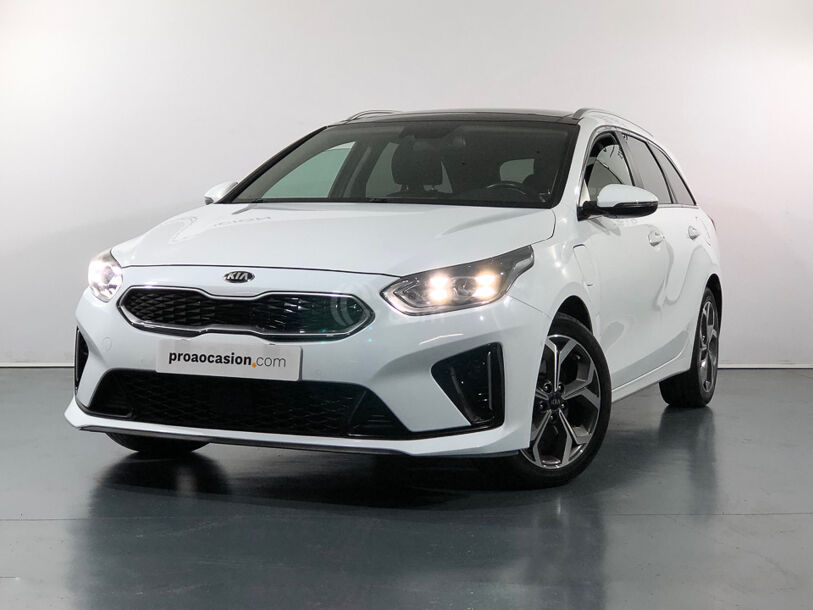 Foto del KIA Ceed Tourer 1.6 PHEV eMotion Aut.