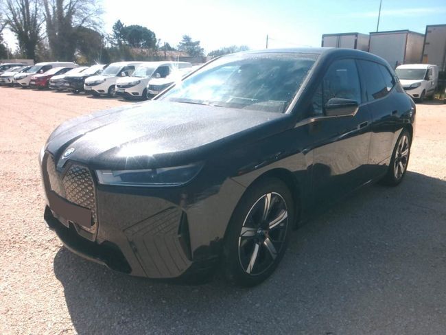 Foto del BMW iX xDrive 40