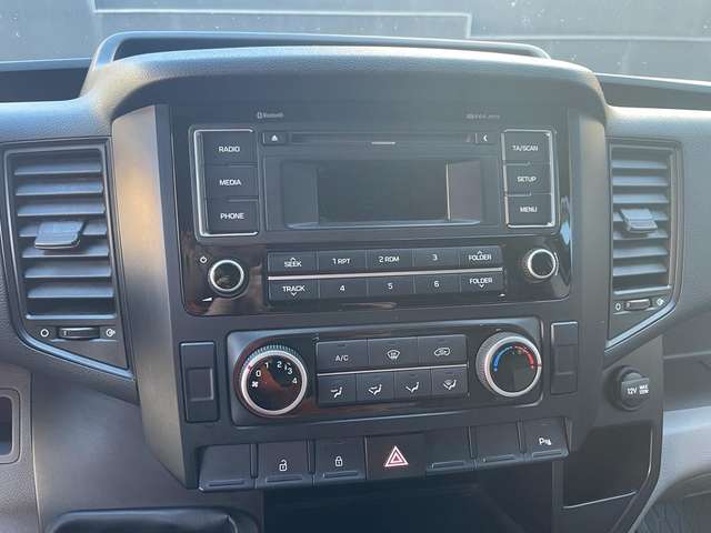 Foto del HYUNDAI H350 Fg. 2.5CRDI Essence 6.2M