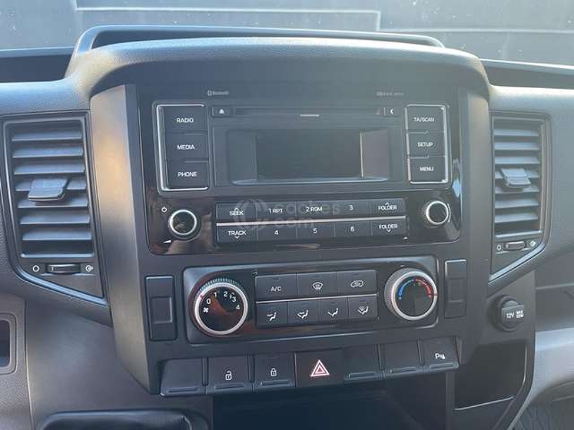 Foto del HYUNDAI H350 Fg. 2.5CRDI Essence 6.2M