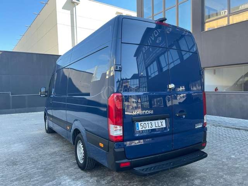 Foto del HYUNDAI H350 Fg. 2.5CRDI Essence 6.2M