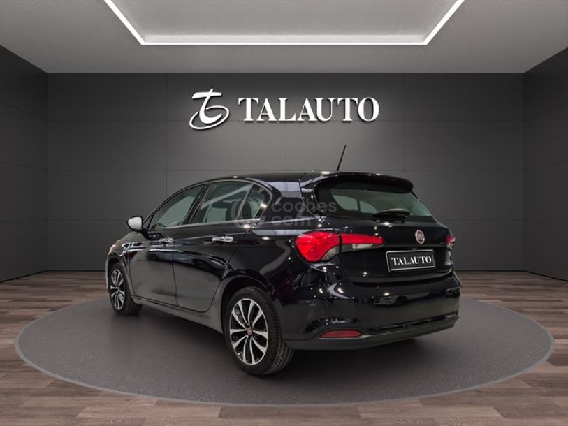 Foto del FIAT Tipo Sedán 1.6 Multijet II Lounge