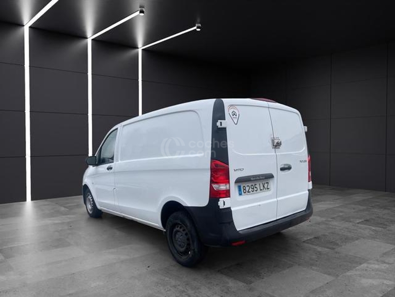 Foto del MERCEDES Vito Furgón 110CDI tD Base Larga