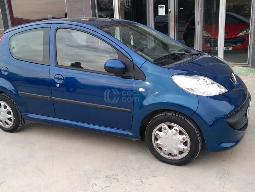 Foto del PEUGEOT 107 1.0i Basic