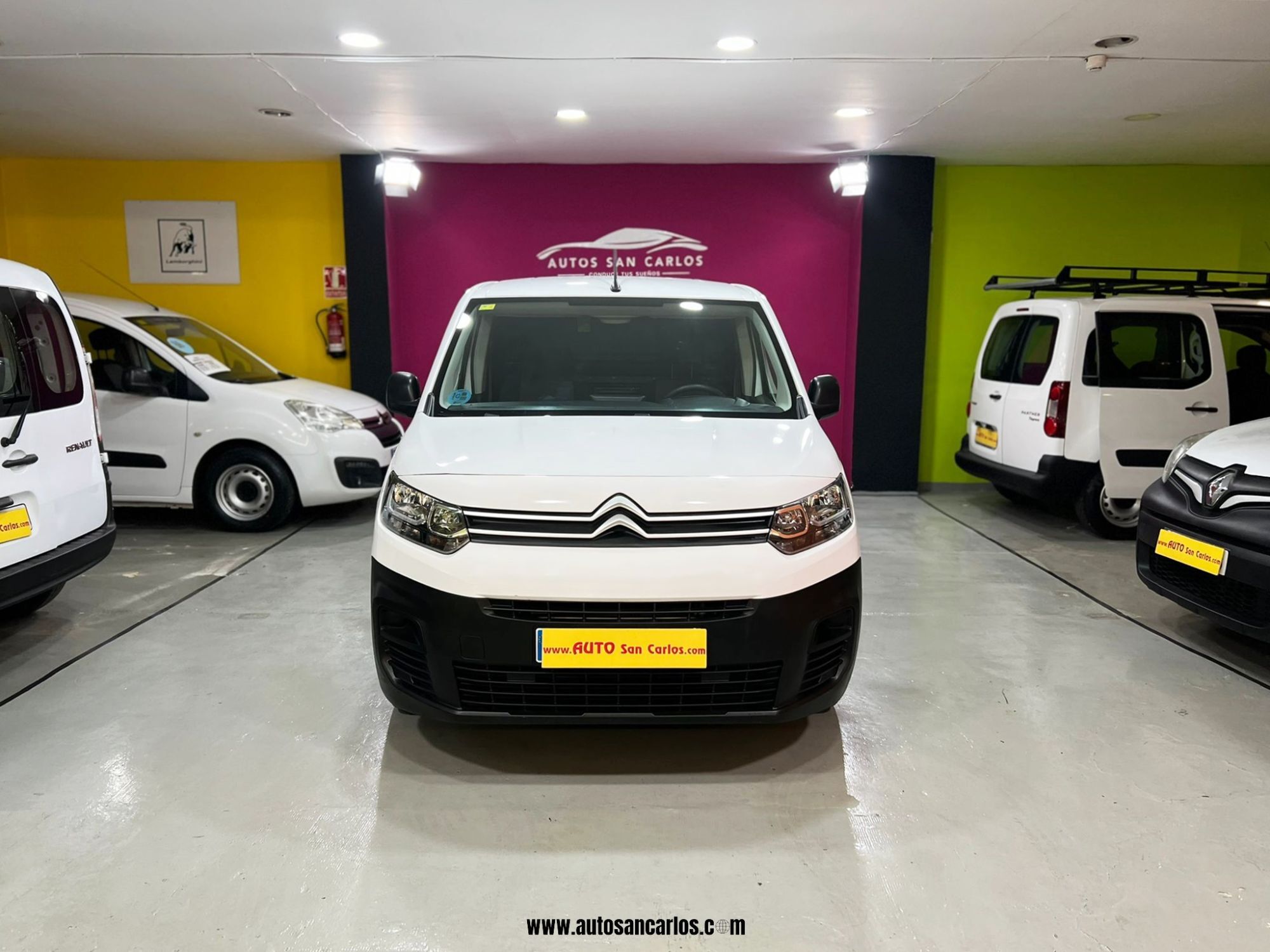 Foto del CITROEN Berlingo Van BlueHDi S&S Talla M Control 75