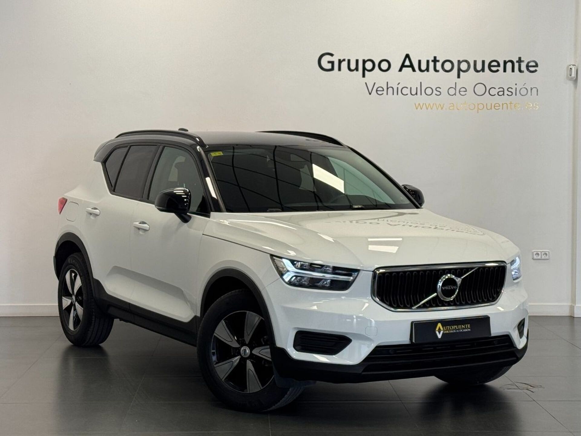 Imagen de VOLVO XC40