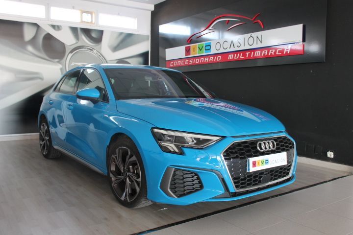AUDI A3 (Sportback 30TDI Black line S tronic) en Almería