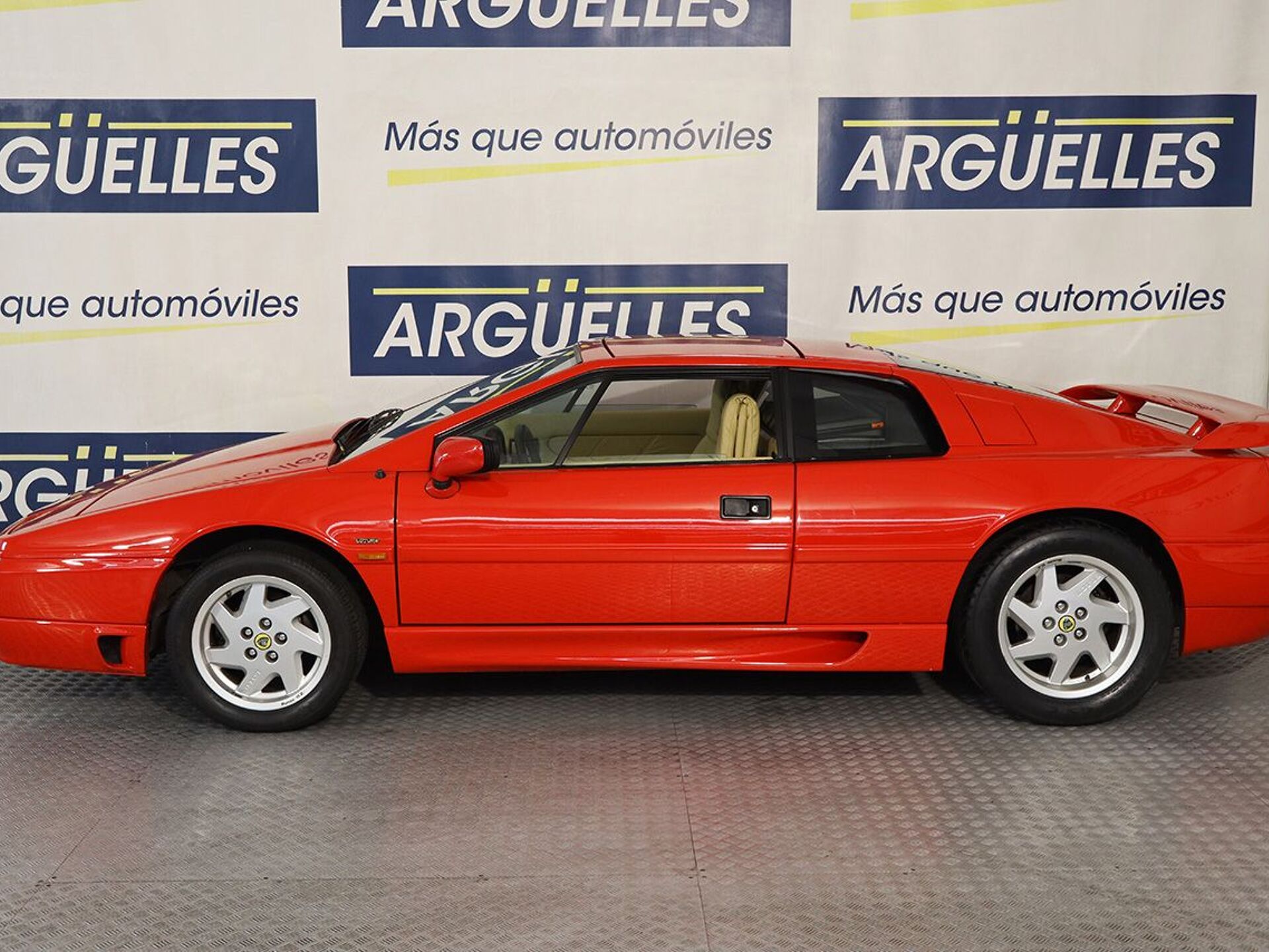 Imagen 3 de LOTUS Esprit