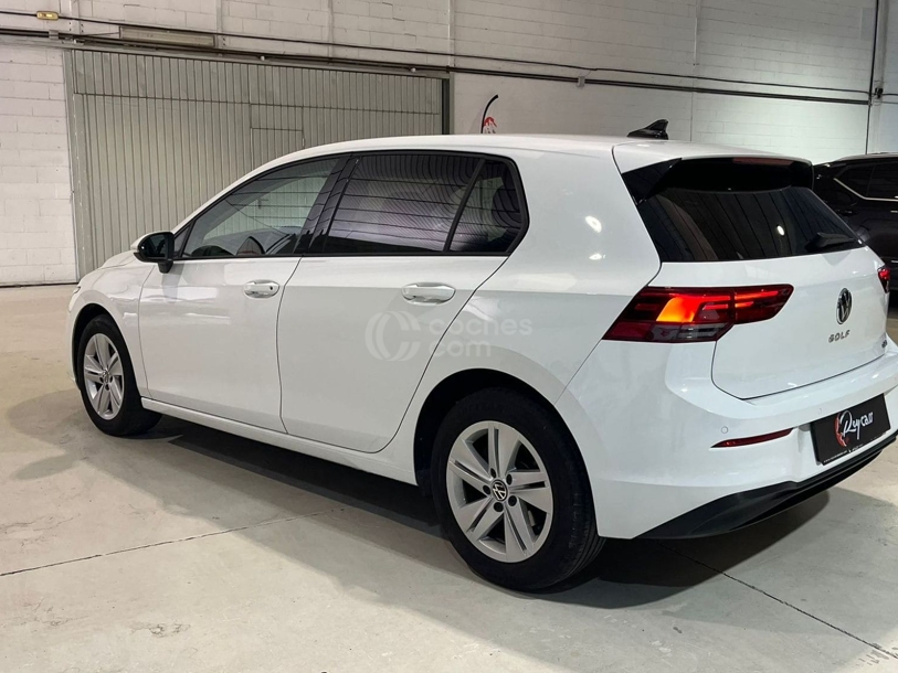 Foto del VOLKSWAGEN Golf 1.0 eTSI Life DSG 81kW