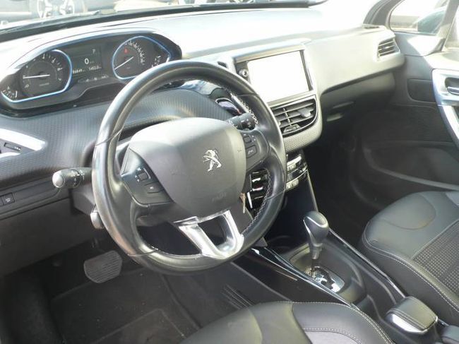 Foto del PEUGEOT 2008 1.2 PureTech S&S Allure EAT6 110