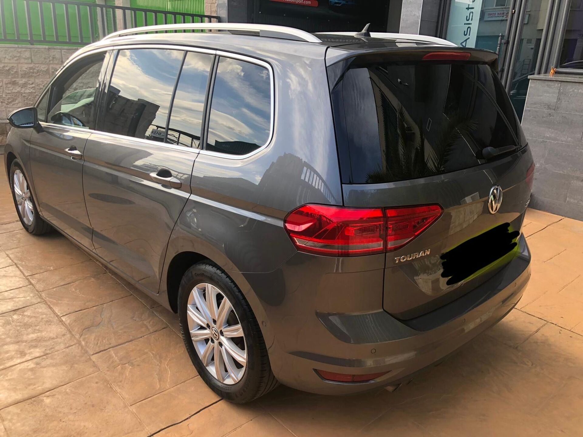 Imagen 2 de VOLKSWAGEN Touran