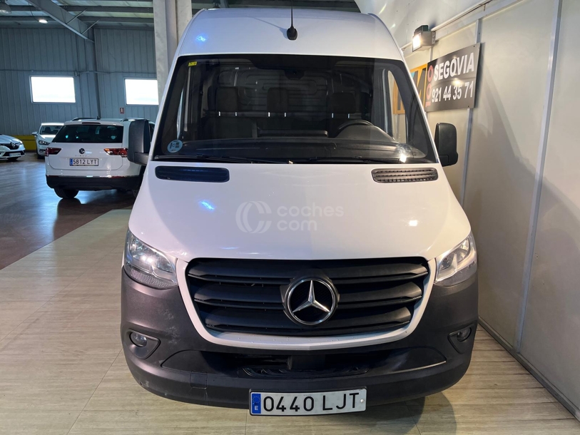 Foto del MERCEDES Sprinter Furgón 211CDI Medio T.E. tD