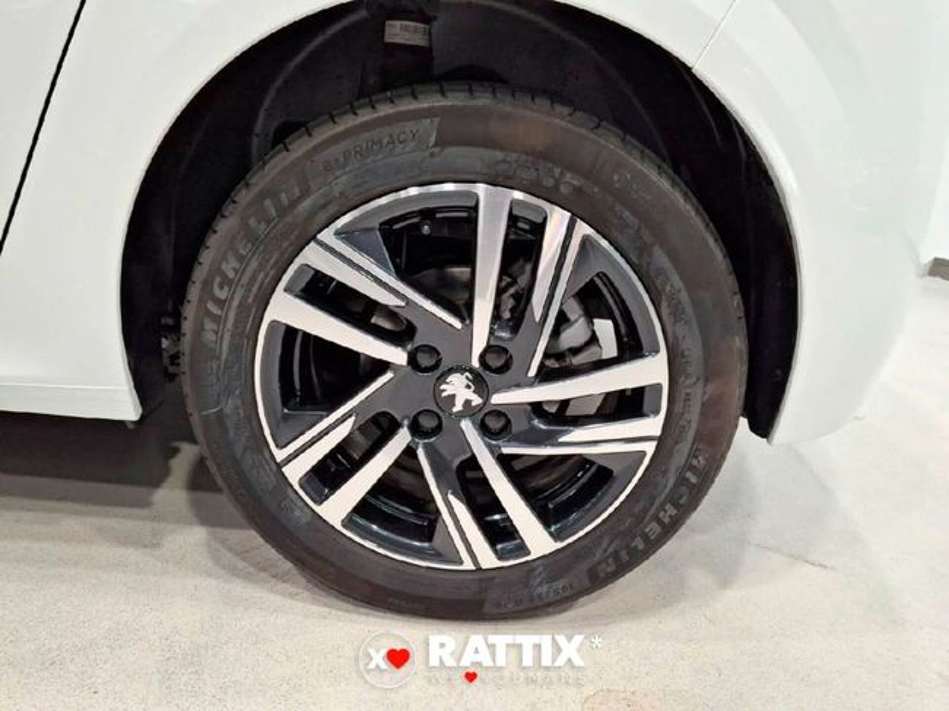 Imagen 2 de PEUGEOT 208