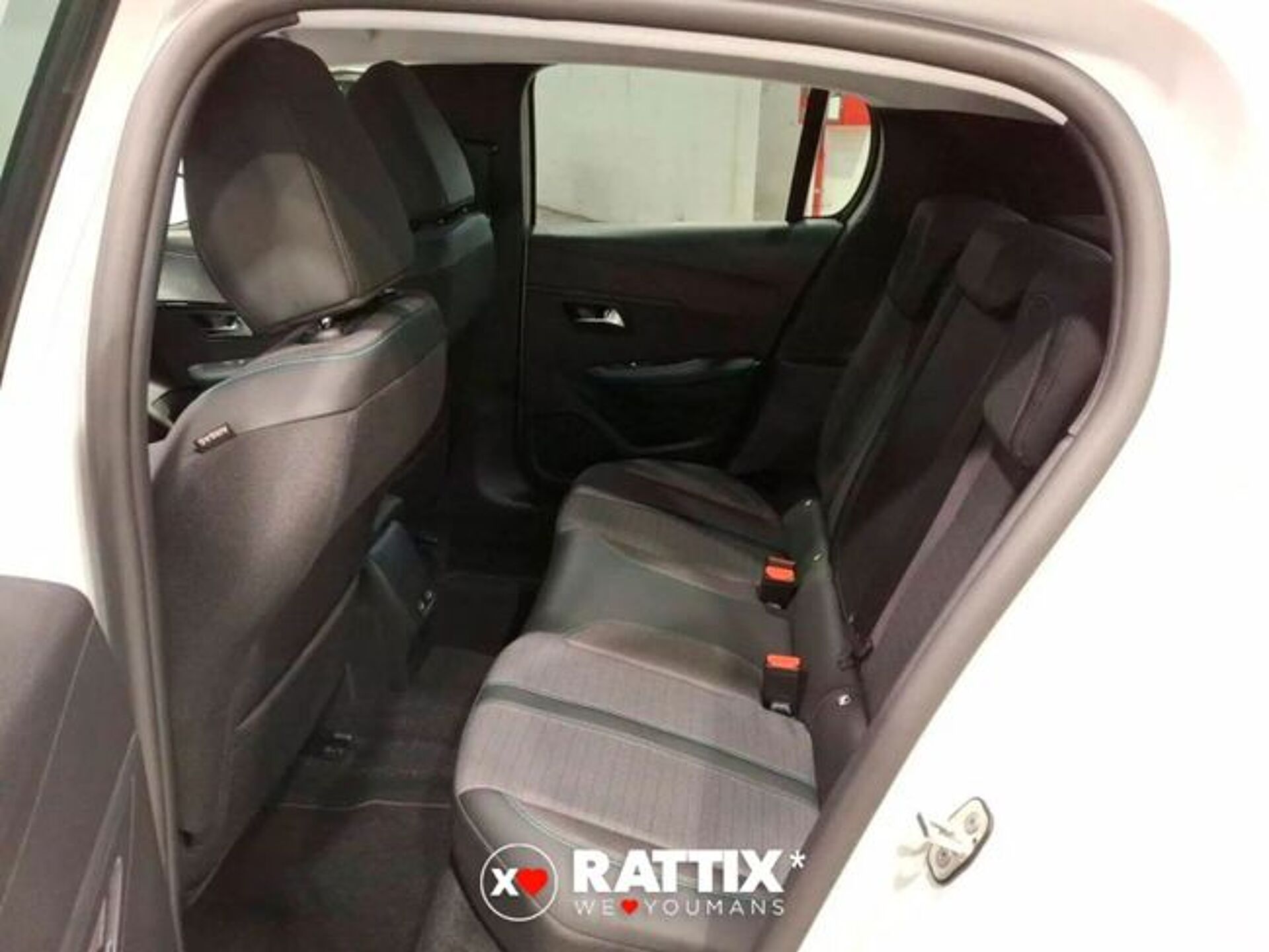 Imagen 3 de PEUGEOT 208