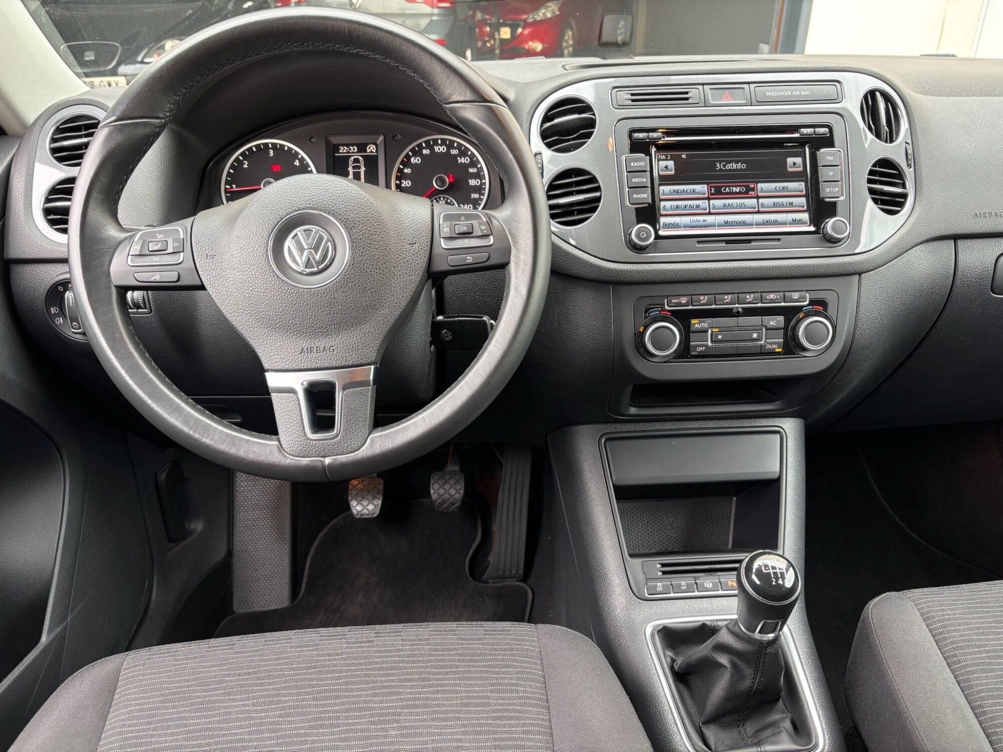 Foto del VOLKSWAGEN Tiguan 2.0TDI BMT Cross 4x2 110