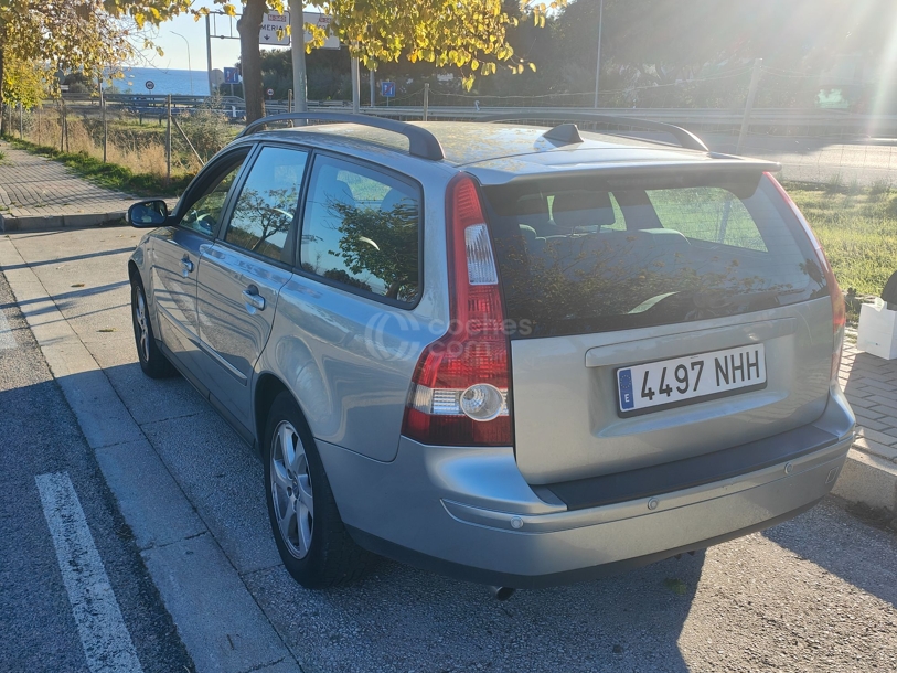 Foto del VOLVO V50 D5 Momentum Aut.