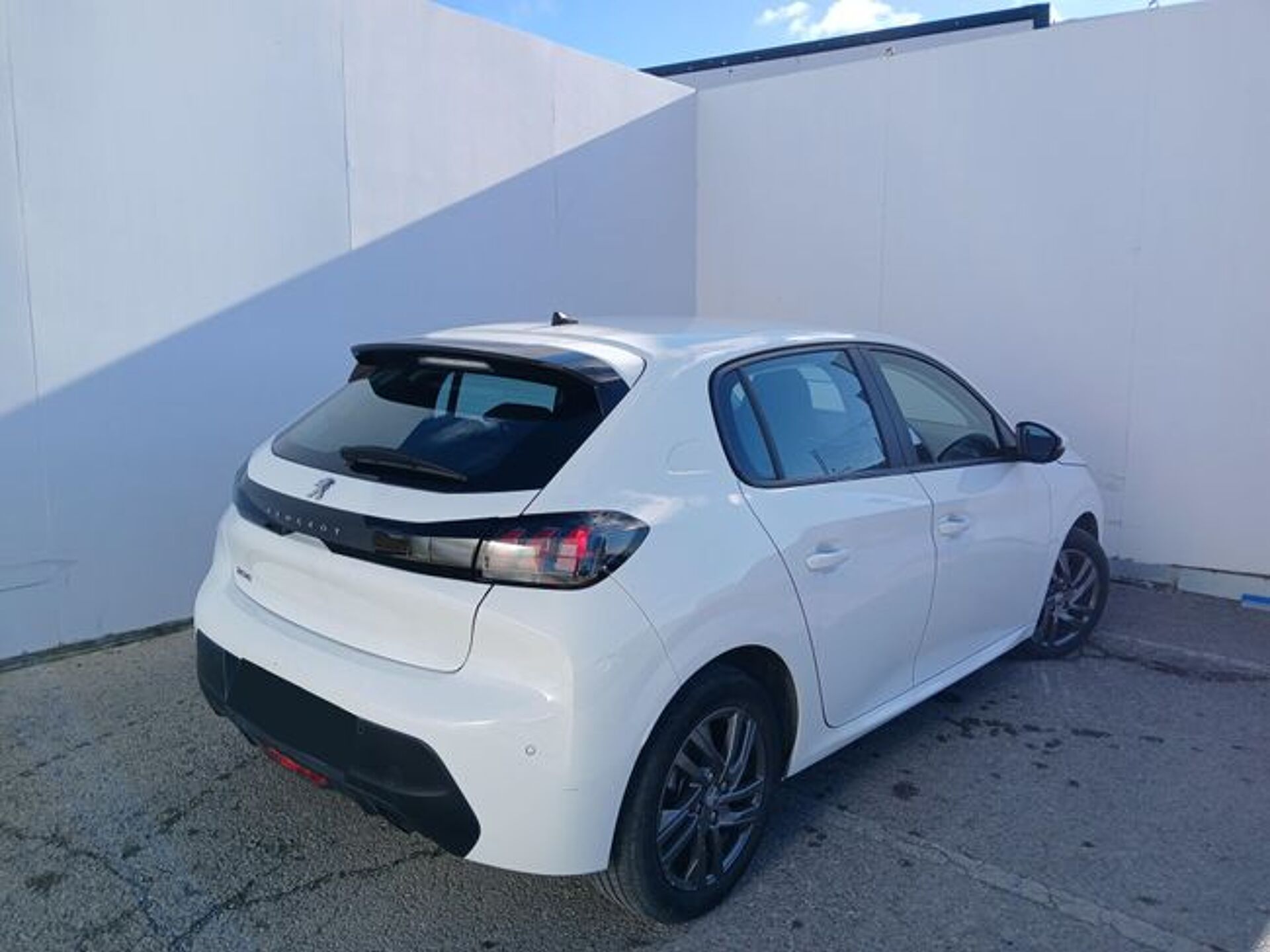 Imagen 3 de PEUGEOT 208