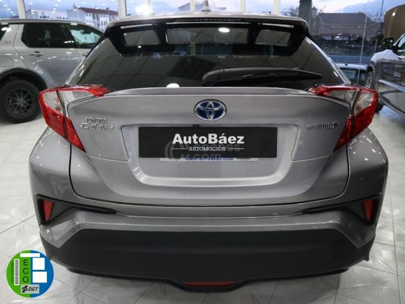 Foto del TOYOTA C-HR 125H Advance
