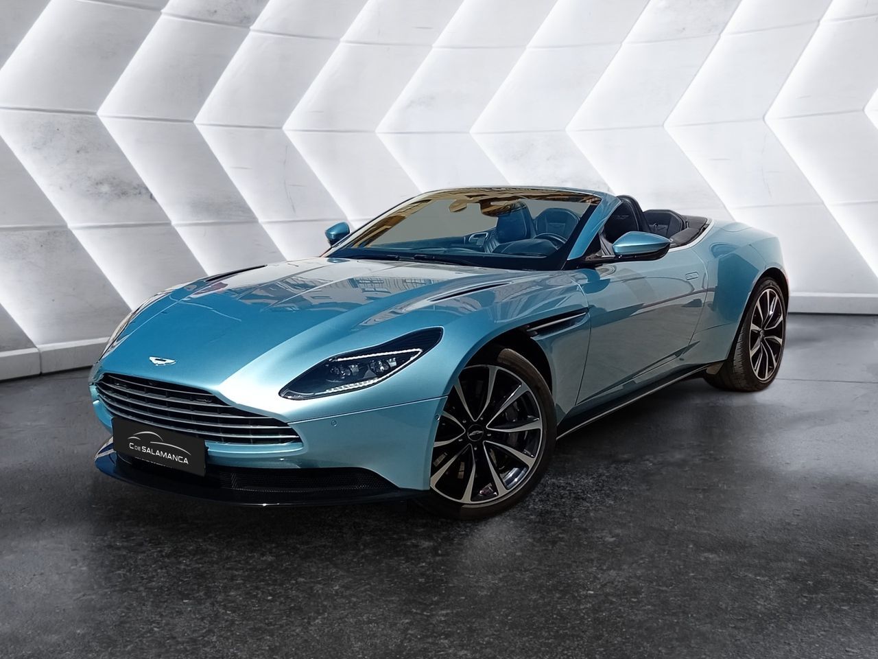 ASTON MARTIN DB11 (4.0 V8 Volante) en Málaga