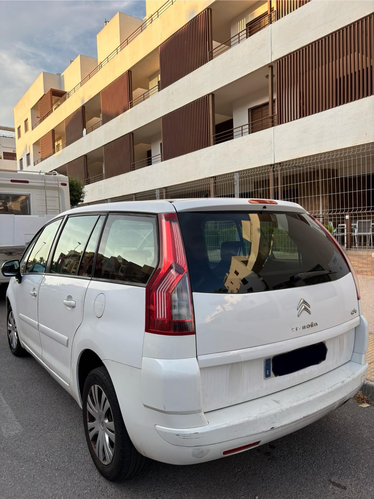 Foto del CITROEN C4 Grand Picasso 1.6HDI Business CMP