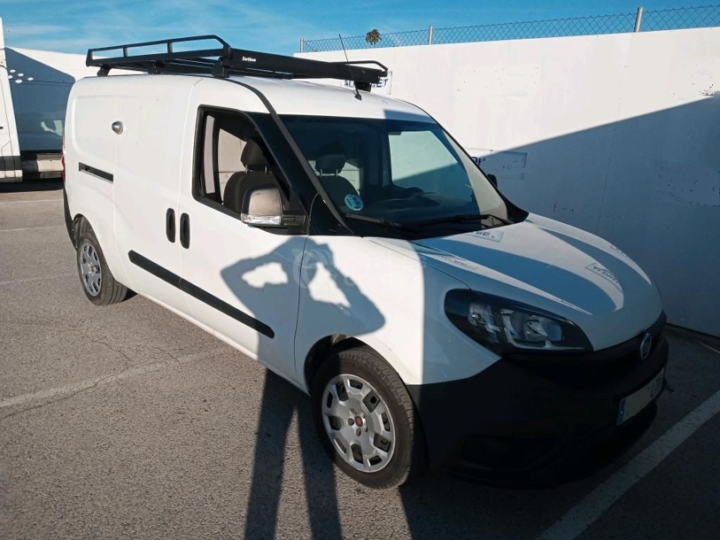 Foto del FIAT Dobló Cargo 1.4 T-Jet GNC SX Maxi