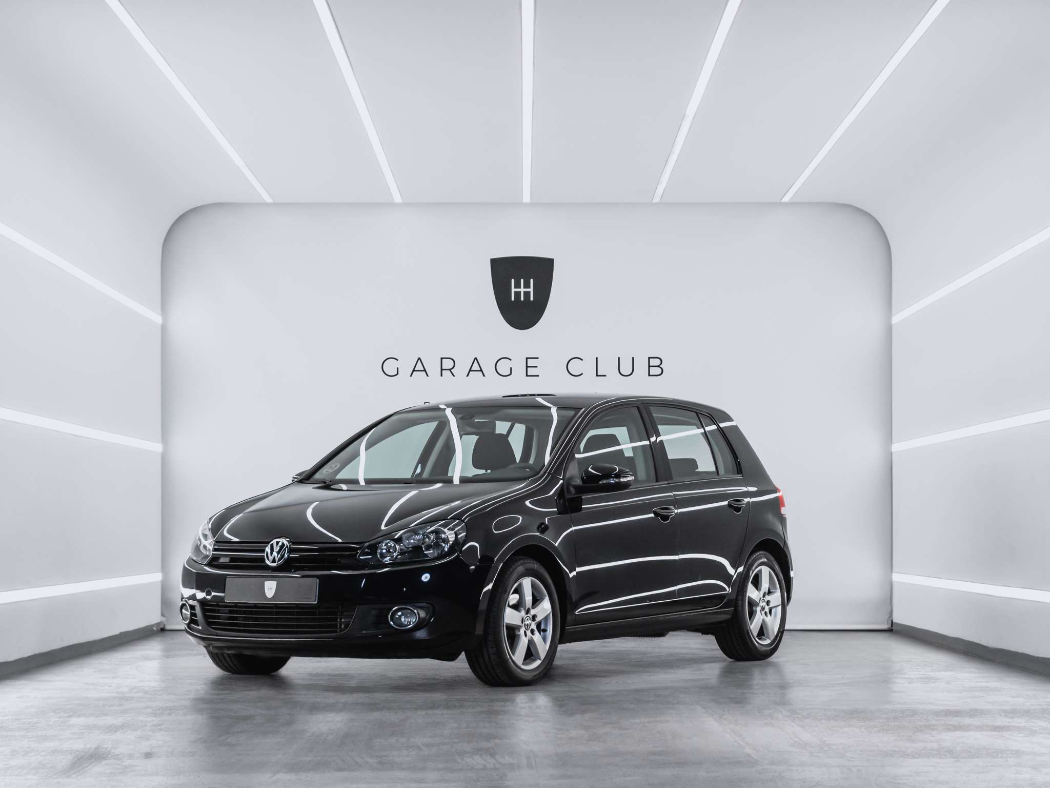 VOLKSWAGEN Golf (Golf VI 1.6 TDI Advance BMT) en Barcelona