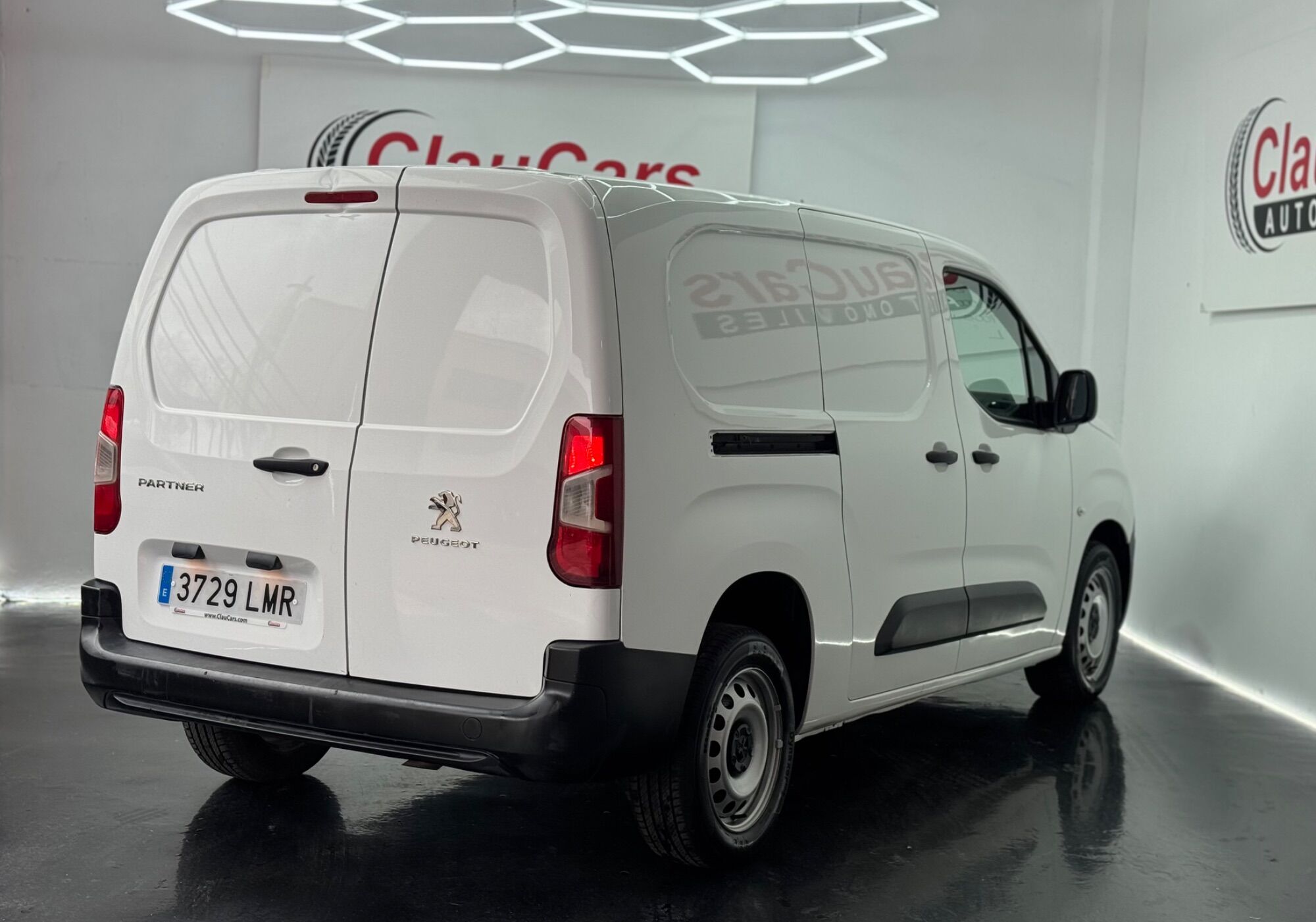 Foto del PEUGEOT Partner 1.5BlueHDI S&S Premium Long 1000kg 100