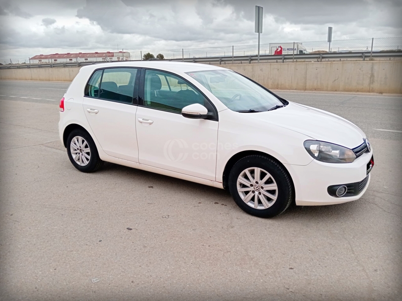 Foto del VOLKSWAGEN Golf 1.6TDI CR Bluemotion 105