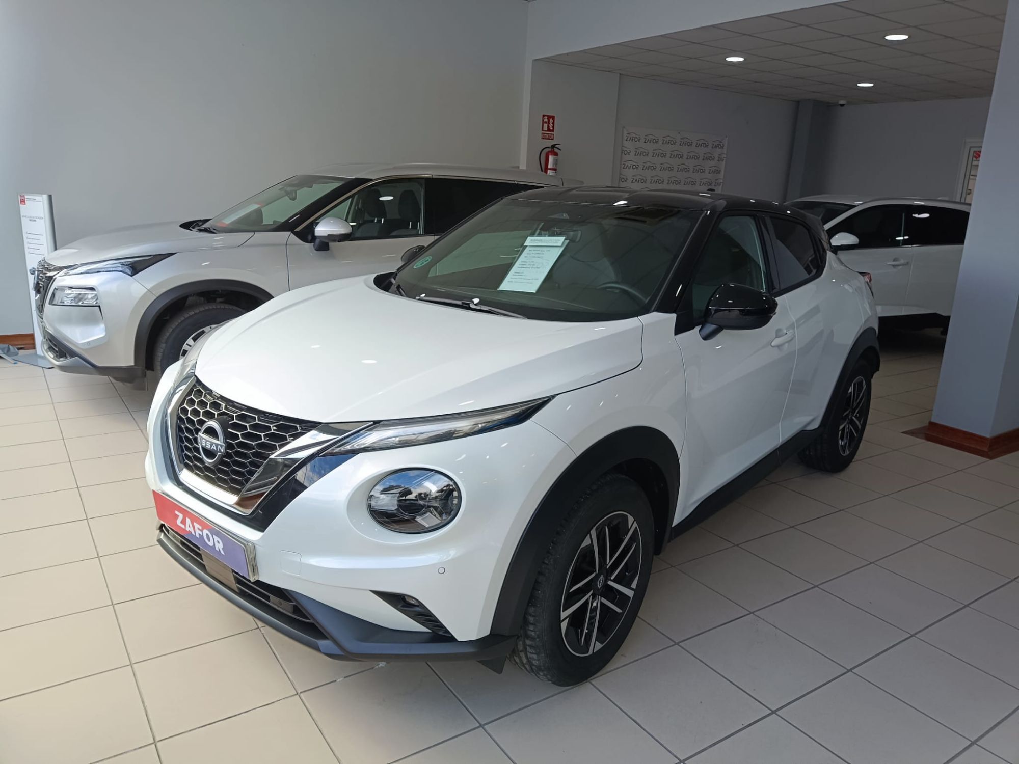 NISSAN Juke (1.0 DIG-T N-Connecta 4x2 DCT 7 114) en Sevilla
