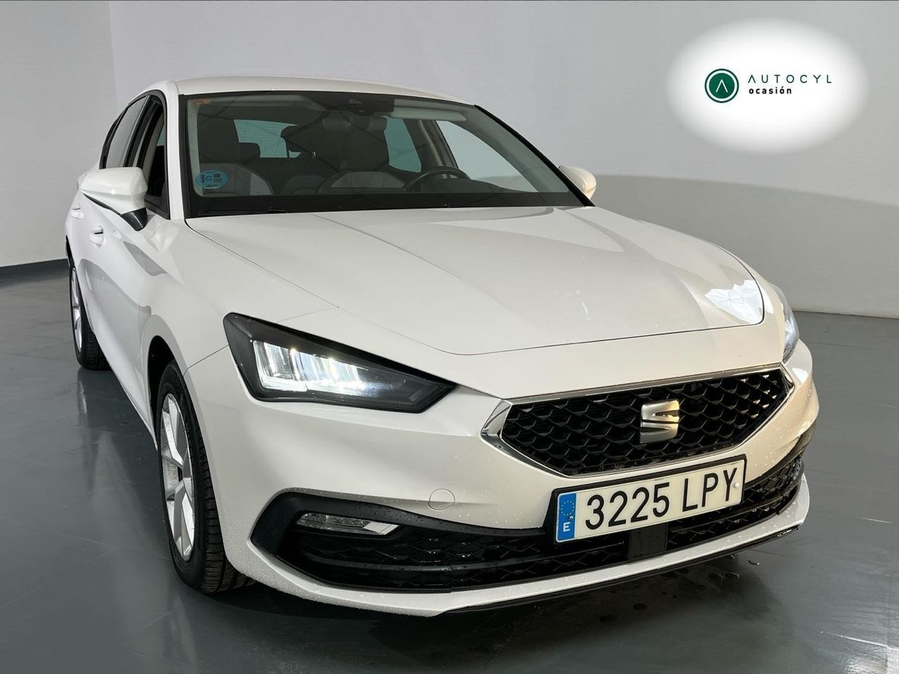 SEAT León (ST 2.0 TDI 110kW (150CV) DSG-7 St&Sp FR) en Valladolid
