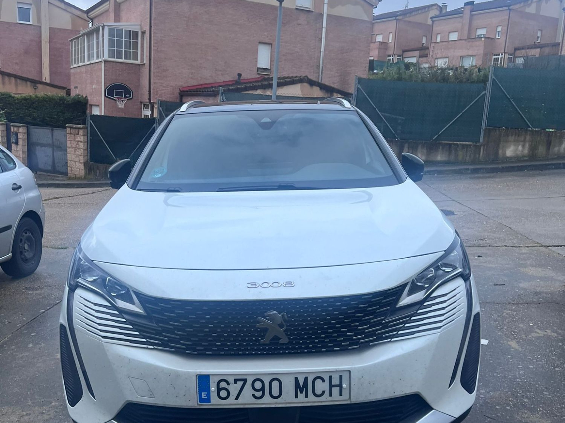 Imagen de PEUGEOT 3008
