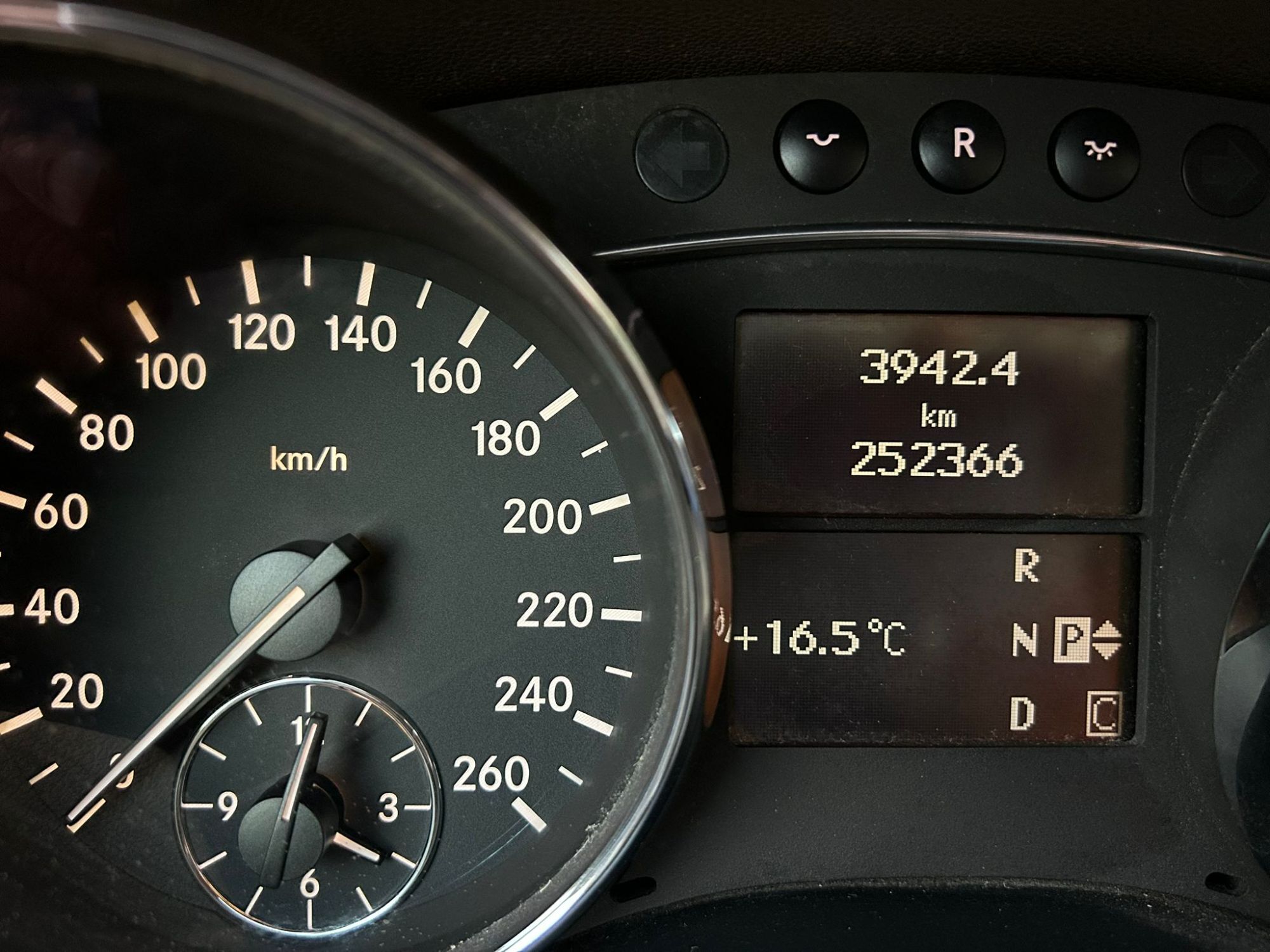 Foto del MERCEDES Clase R R 320CDI L 4M Aut.