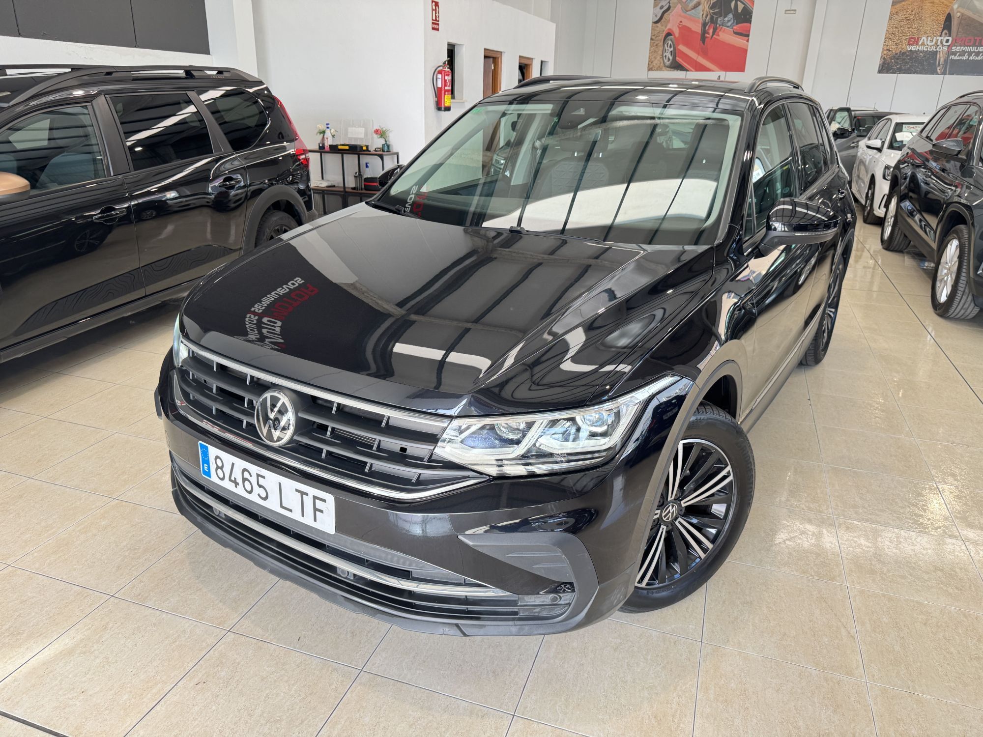 VOLKSWAGEN Tiguan (2.0TDI Life DSG 110kW) en Málaga
