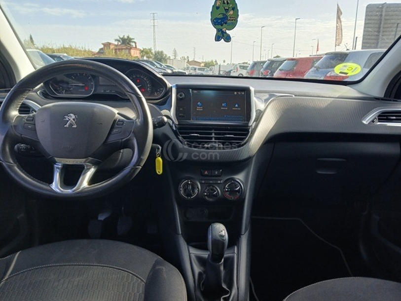 Foto del PEUGEOT 208 1.2 PureTech Access 82