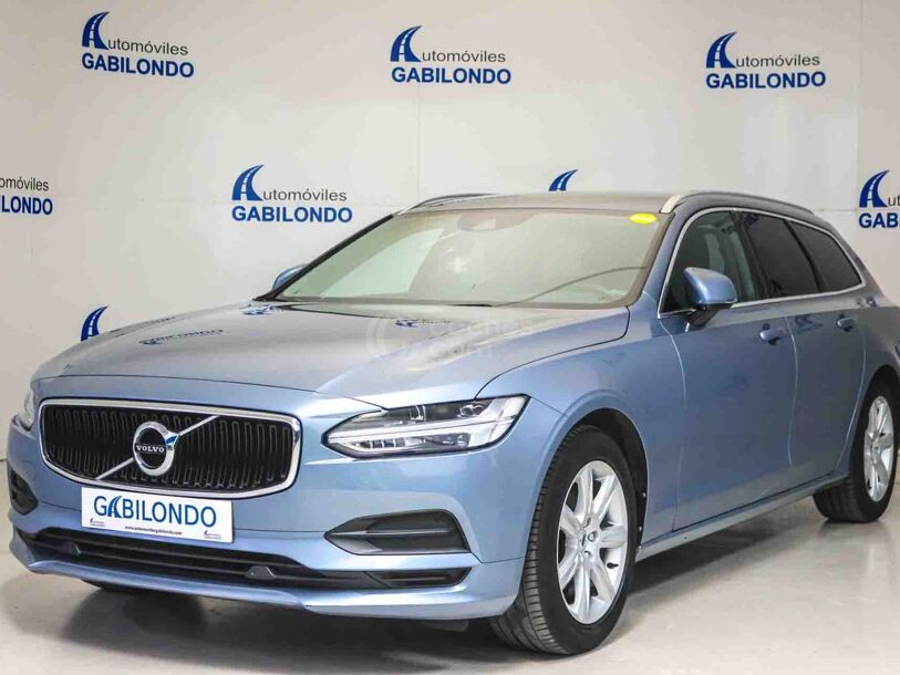 Foto del VOLVO V90 D3 Momentum Aut. 150