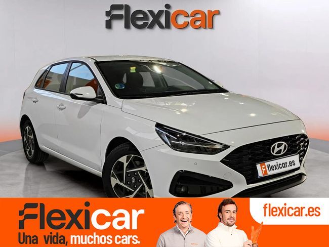 HYUNDAI i30 (1.0 TGDI 48V Klass) en Barcelona