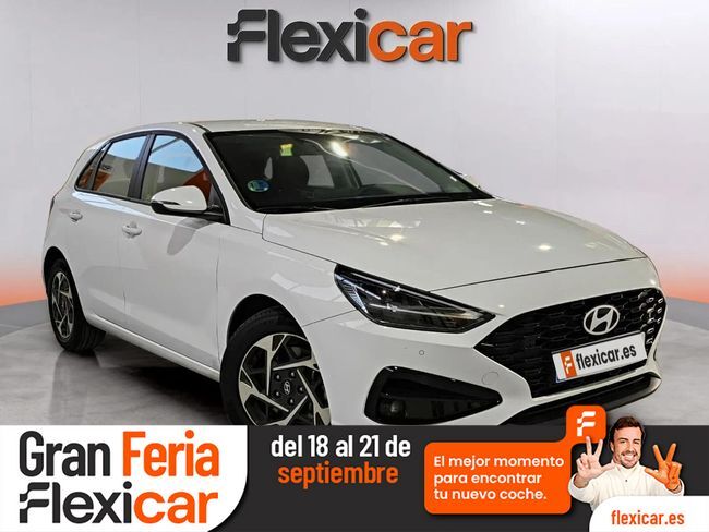 HYUNDAI i30 (1.0 TGDI 48V Klass) en Barcelona