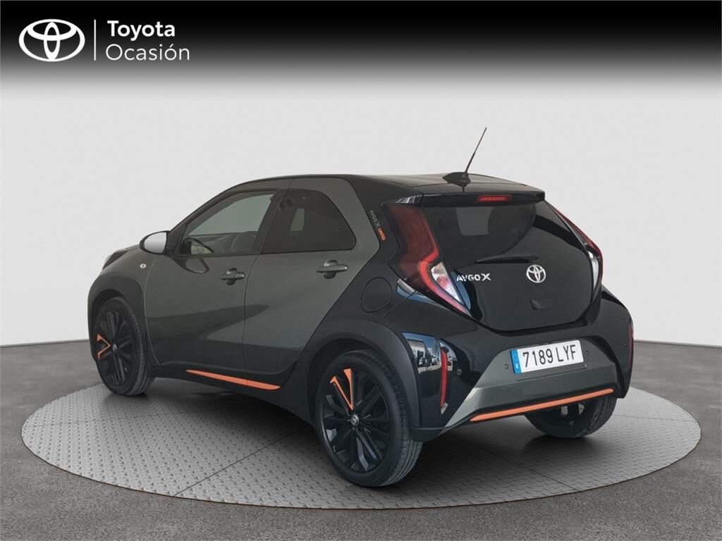 Foto del TOYOTA Aygo X Cross Play