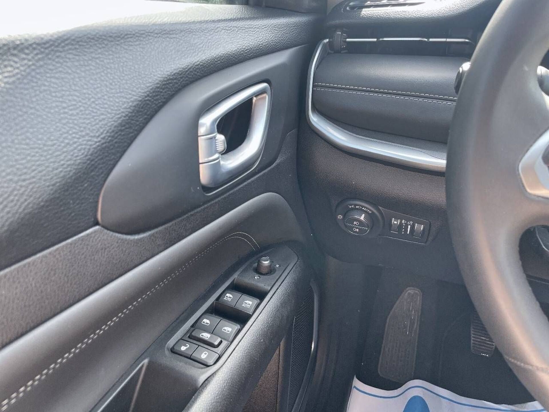 Imagen 2 de JEEP Compass