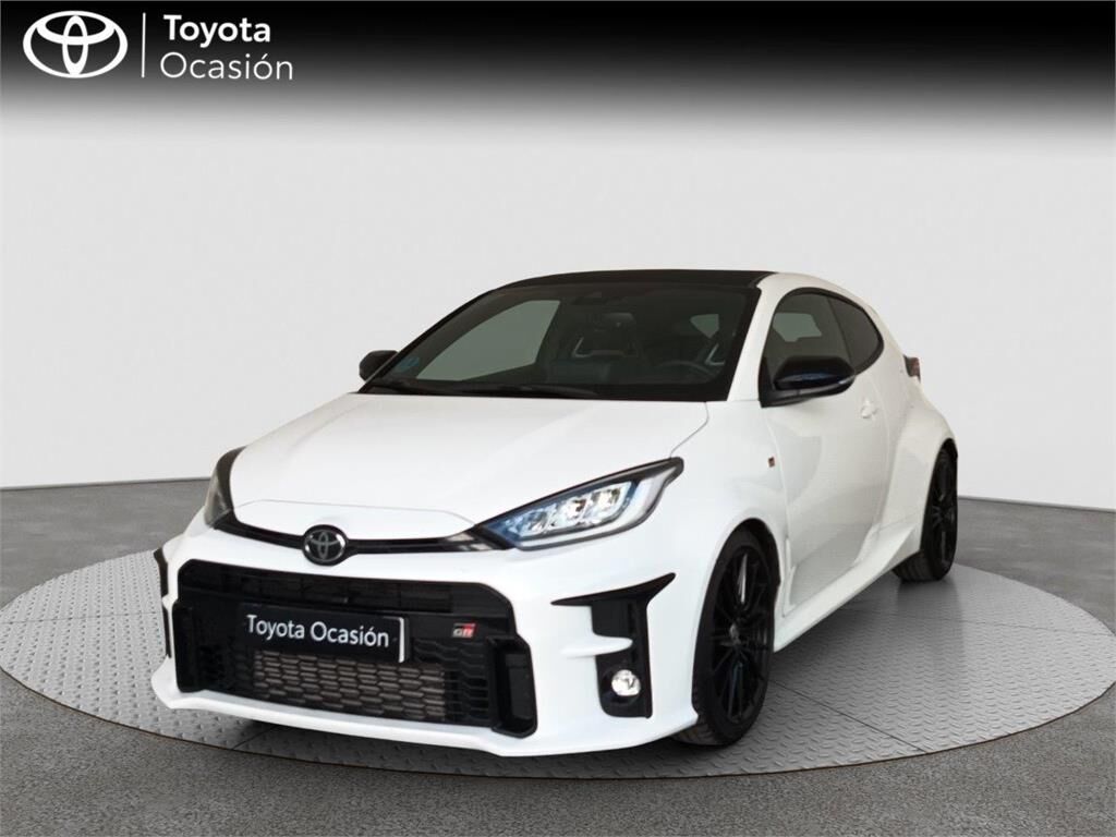 TOYOTA Yaris (3 Puertas RZ 260 Manual 6v) en Madrid