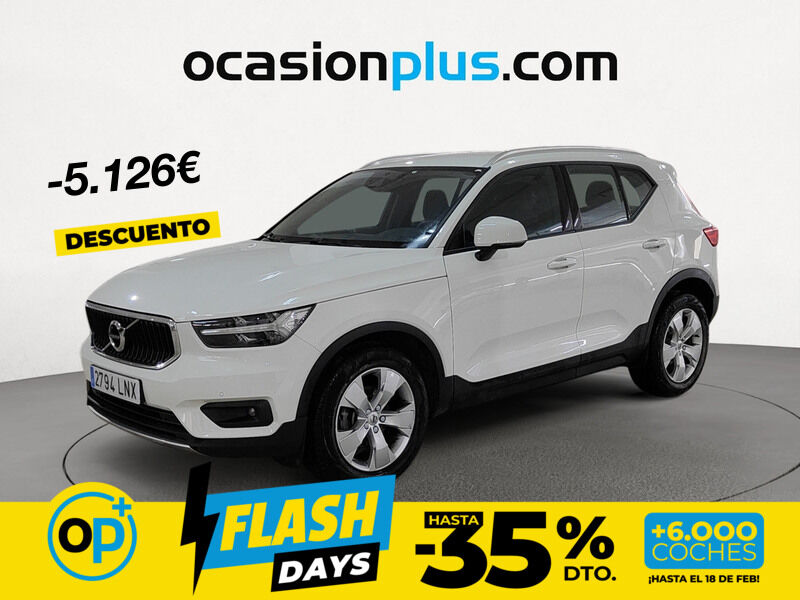Foto del VOLVO XC40 T3 Momentum Aut.