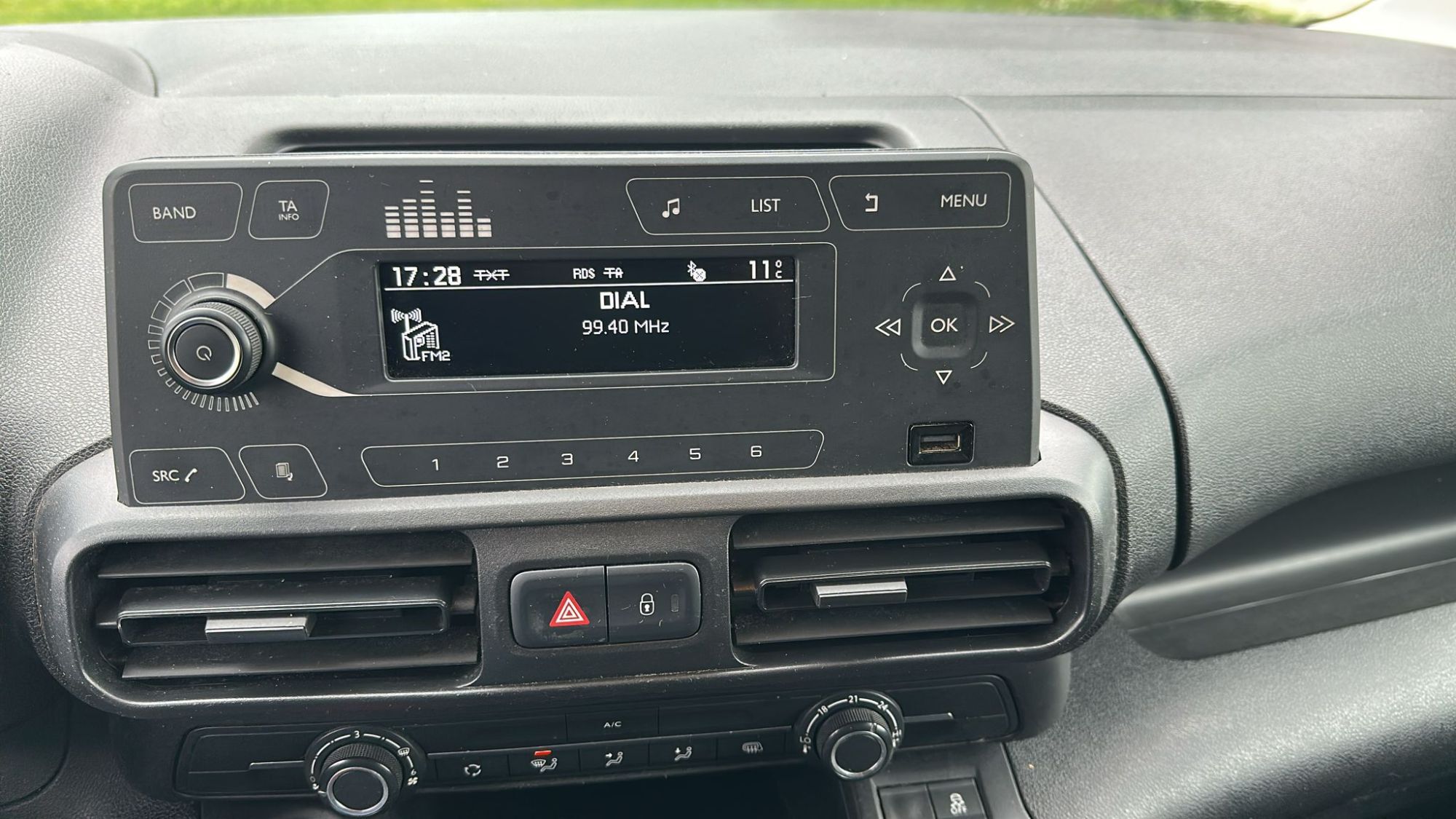 Foto del CITROEN Berlingo BlueHDi S&S Talla XL Live Pack 100