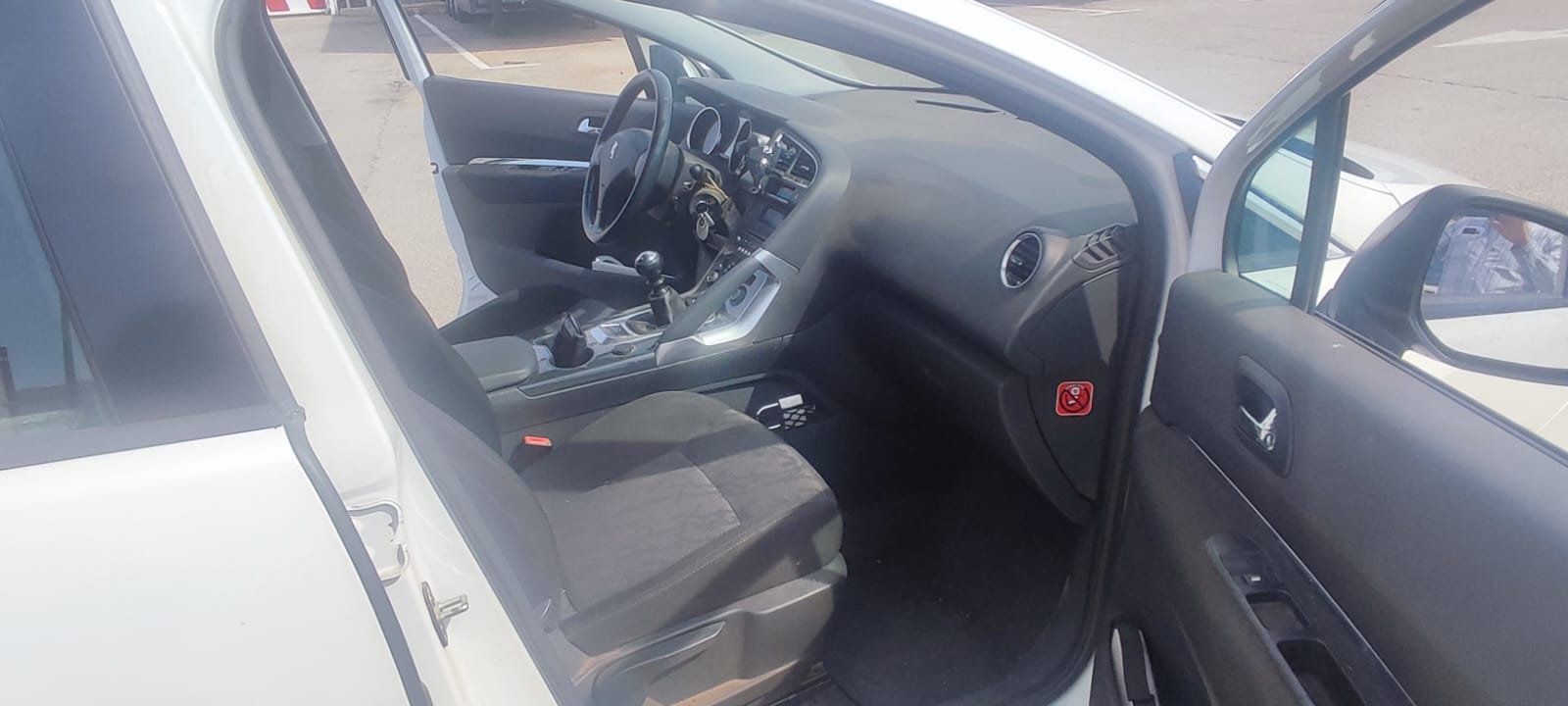 Foto del PEUGEOT 3008 2.0HDI FAP Premium