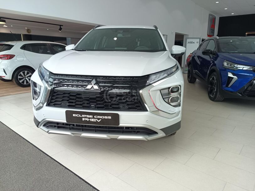 Foto del MITSUBISHI Eclipse Cross PHEV Kaiteki 4WD