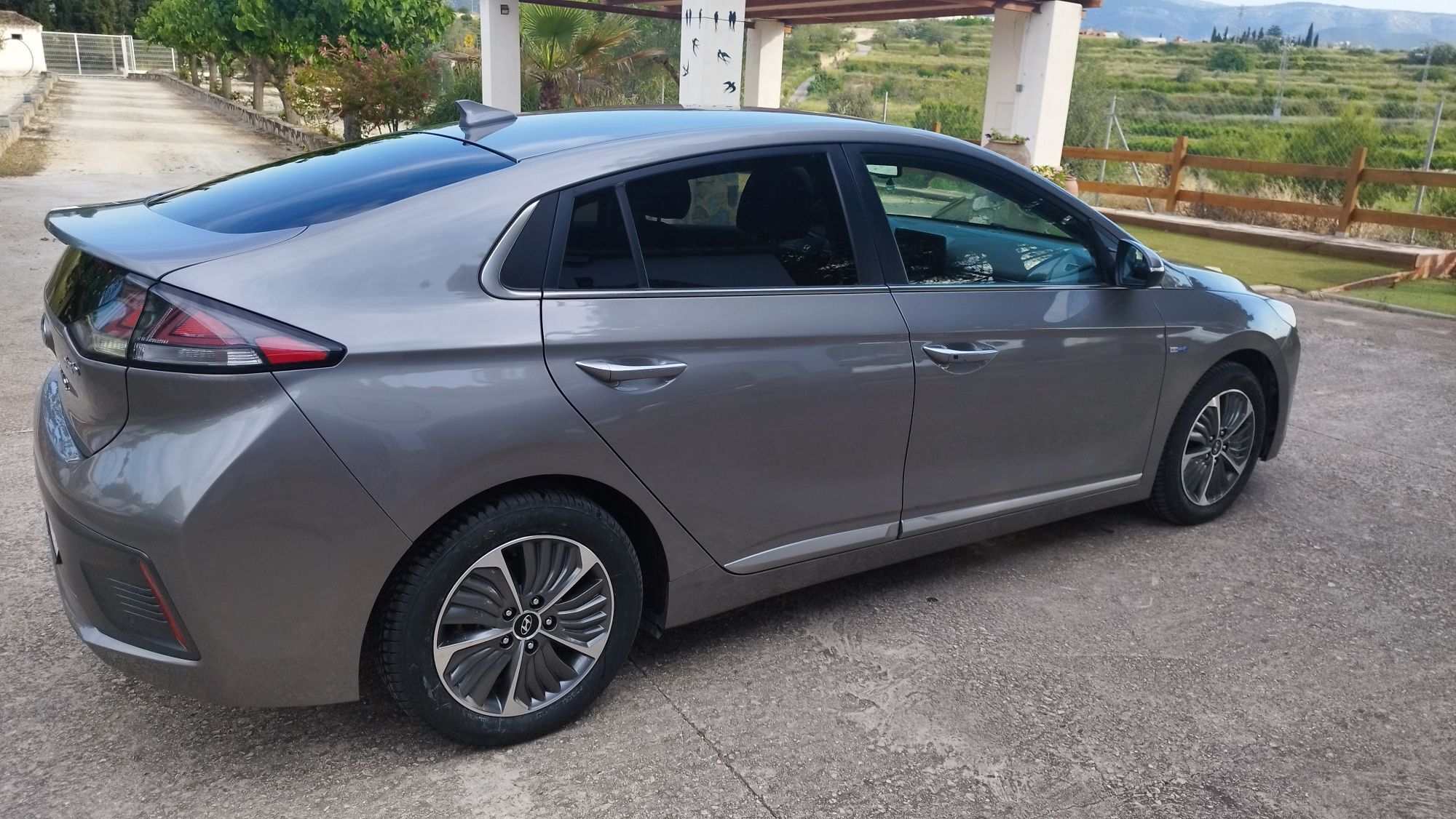 Foto del HYUNDAI Ioniq PHEV 1.6 GDI Tecno