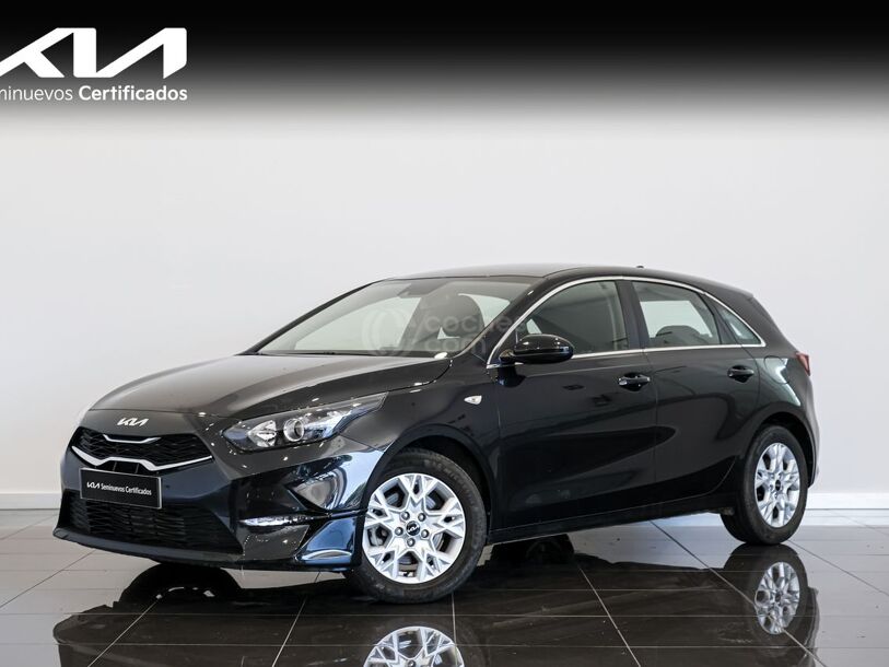 Foto del KIA Ceed 1.6 MHEV iMT Drive 136