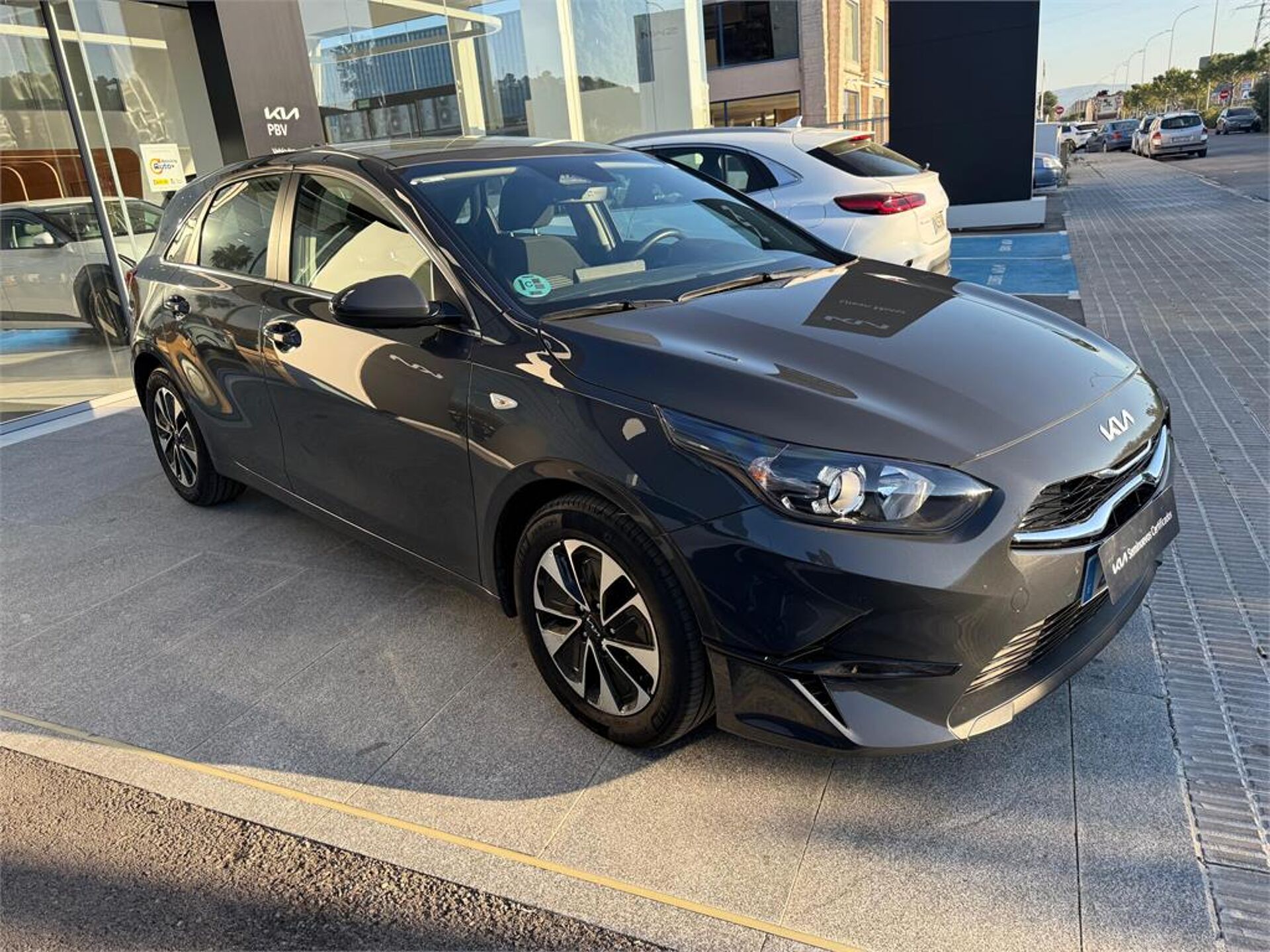 Imagen 3 de KIA Ceed