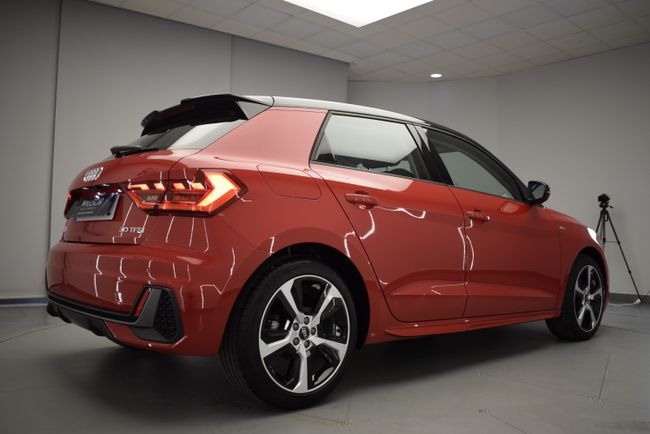 Foto del AUDI A1 Sportback 30 TFSI Adrenalin S tronic