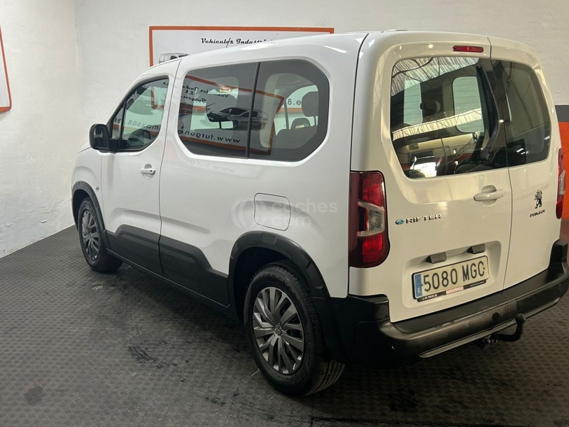Foto del PEUGEOT Rifter e- 50kWh Standard Active Pack 100kW